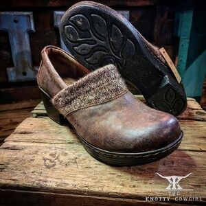 B.O.C Brown Clogs